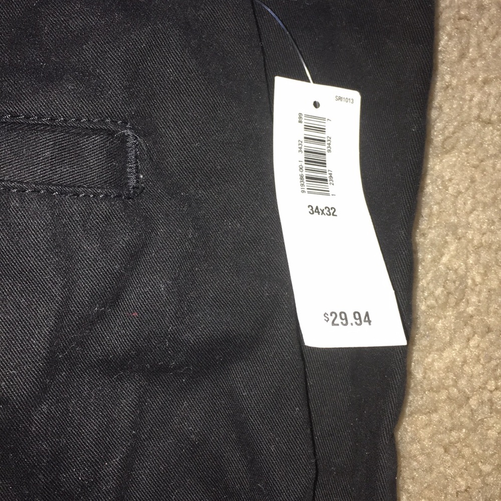 Classic straight old navy  34x 32 - Picture 2 of 4
